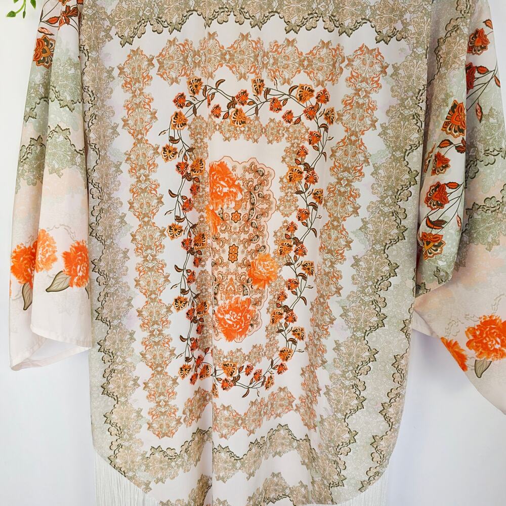 Coco + Jameson Kimono Cardigan Floral Fringe Tassel Boho Festival Hippie Gypsy - Picture 10 of 15